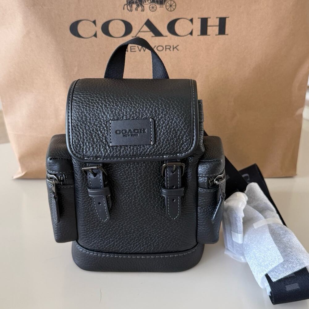 Last 2‼️Coach Sprint Sling Pack Leather CBF63 Black Copper/Black